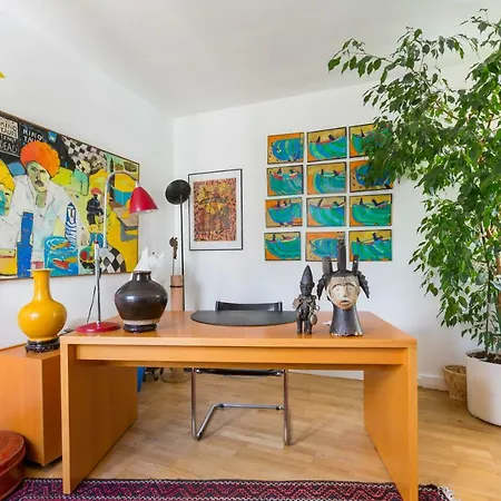 Veeve - The Art Archive Appartement